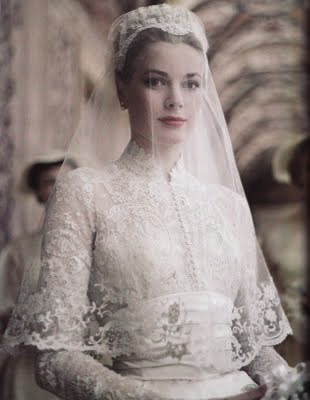 Grace Kelly dans sa robe de marie