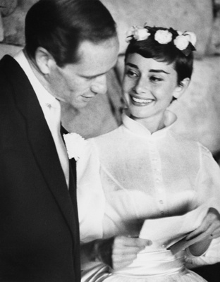 Audrey Hepburn dans sa robe de marie