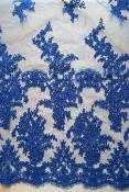 COUPON 1M de dentelle Tulle brodé intemporel avec belle écaille Bleu Couture